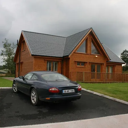 Resort, Pet Friendly, Wifi, Sky Tv, 4 Bedrooms, 2 Reception Drumcoura