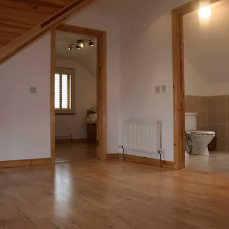 Resort, Pet Friendly, Wifi, Sky Tv, 4 Bedrooms, 2 Reception *