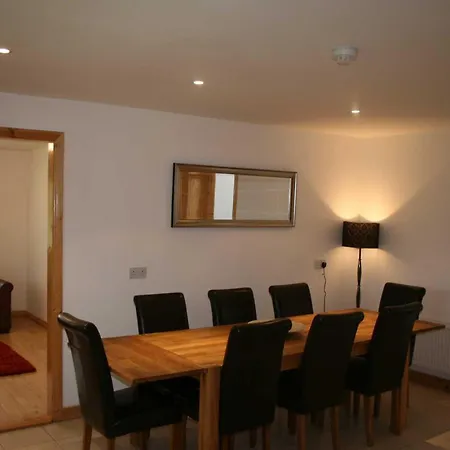 Resort, Pet Friendly, Wifi, Sky Tv, 4 Bedrooms, 2 Reception Jaktstuga