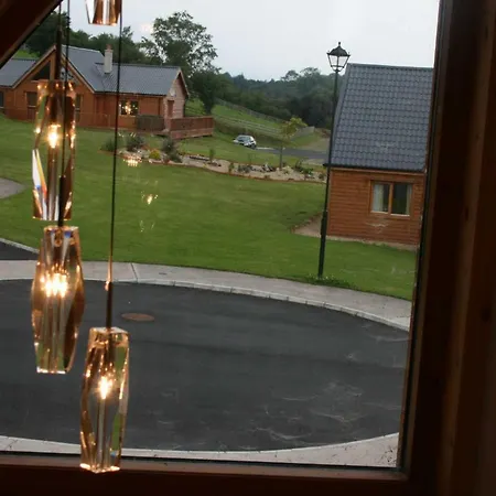 Resort, Pet Friendly, Wifi, Sky Tv, 4 Bedrooms, 2 Reception *