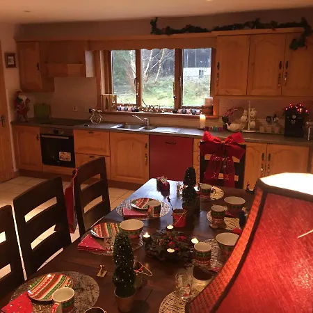 山林小屋 Resort, Pet Friendly, Wifi, Sky Tv, 4 Bedrooms, 2 Reception *