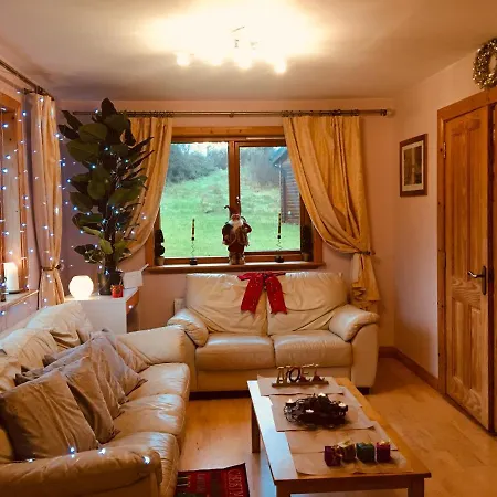 山林小屋 Resort, Pet Friendly, Wifi, Sky Tv, 4 Bedrooms, 2 Reception *