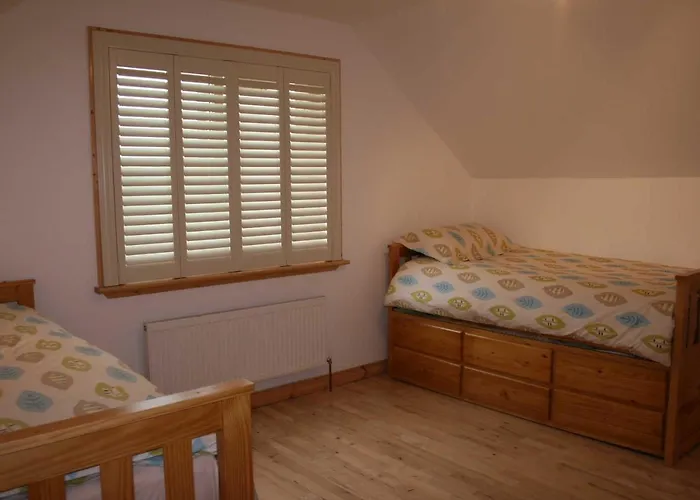 Lodge Resort, Pet Friendly, Wifi, Sky Tv, 4 Bedrooms, 2 Reception Drumcoura