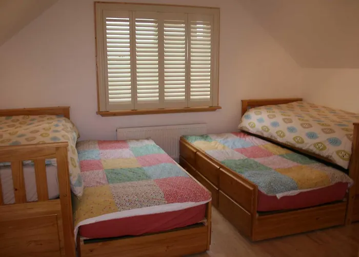 Lodge Resort, Pet Friendly, Wifi, Sky Tv, 4 Bedrooms, 2 Reception Drumcoura