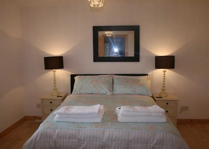 Resort, Pet Friendly, Wifi, Sky Tv, 4 Bedrooms, 2 Reception Lodge